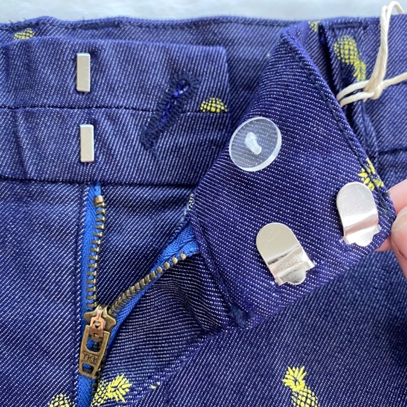 NWT Pineapple Printed Shorts From Francesca’s Collection - Picture 8 of 15